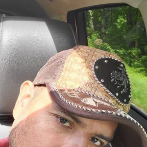 Meet your Posher, Esteban